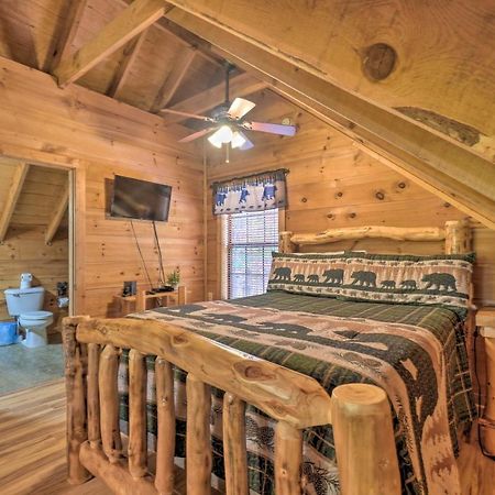 Sevierville Sanctuary Hot Tub, Pool Table And Deck! Eksteriør billede
