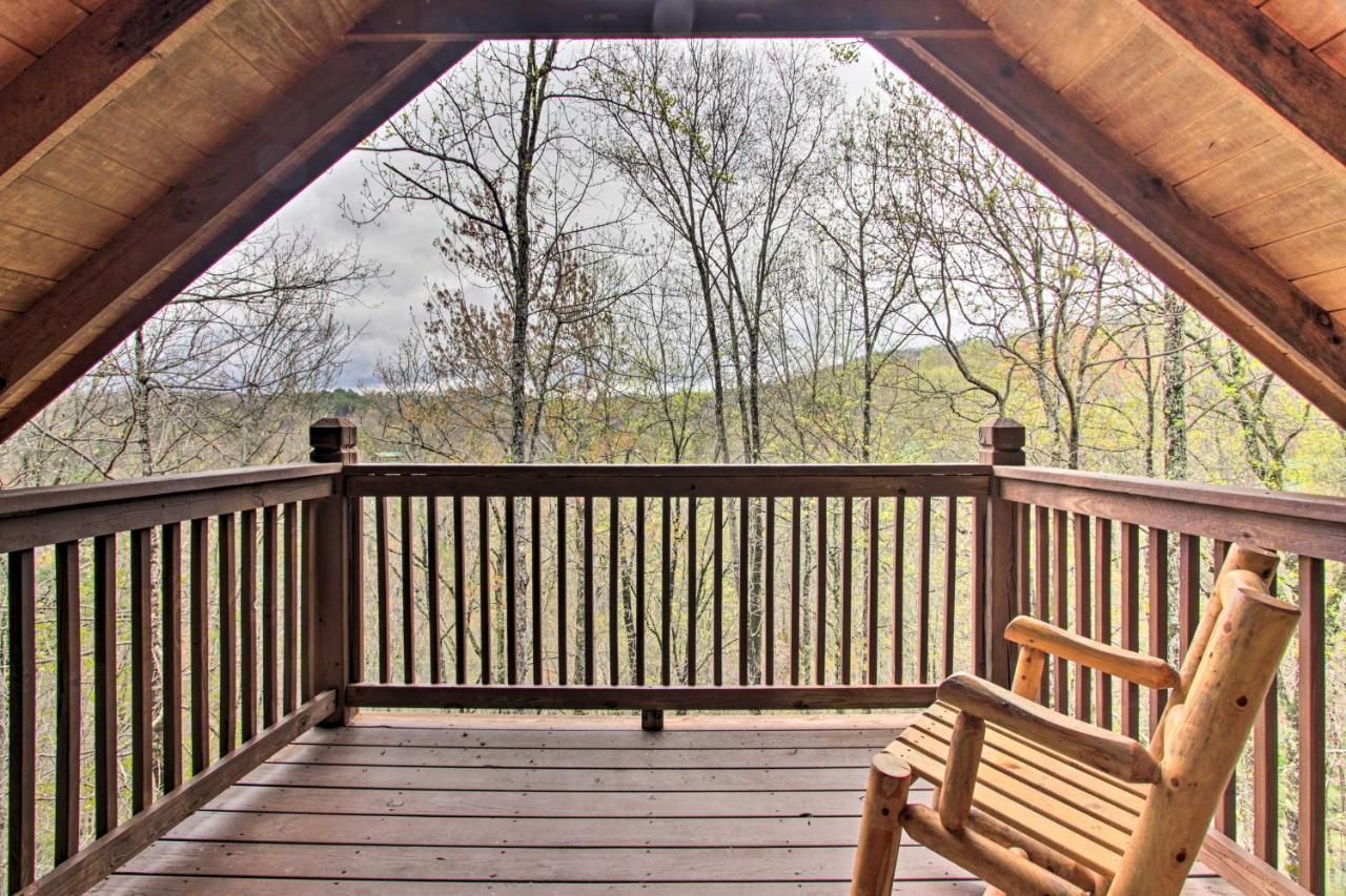 Sevierville Sanctuary Hot Tub, Pool Table And Deck! Eksteriør billede